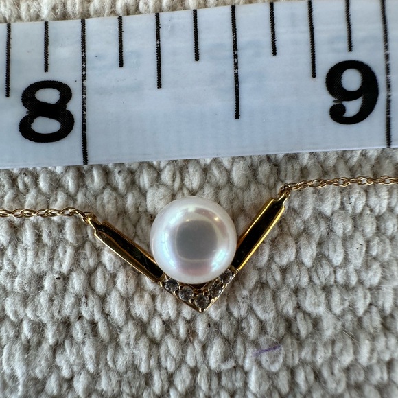 NWT Freshwater Pearl and 1/10 ct t.w White Topaz Necklace 10k Yellow Gold 18 in - Picture 7 of 11